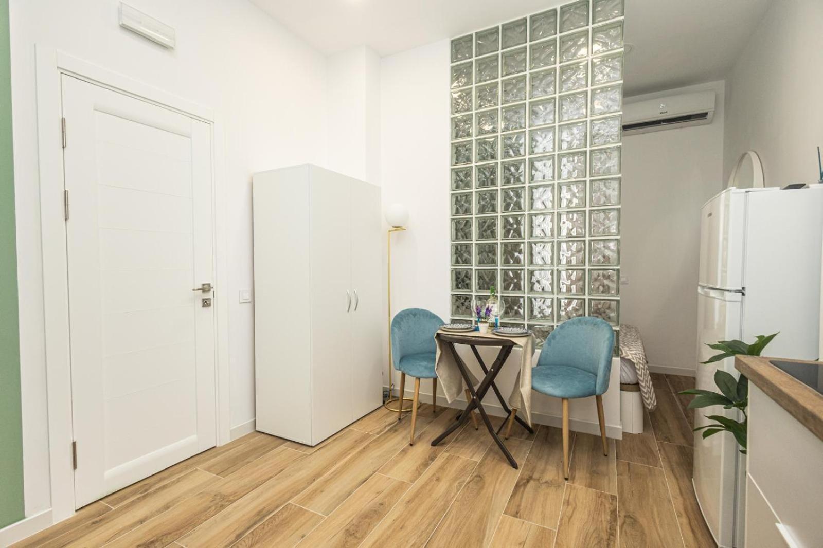 Ra Apartamentos Sevilla Аликанте Экстерьер фото